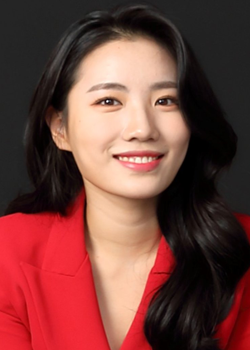 Choi Soo Kyeon (1990)