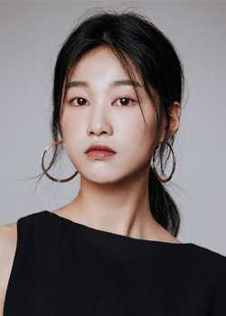 Ha Yoon Kyeong (1992)