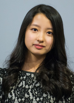 Kim Ji Min (2000 Feb)