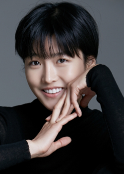 Lee Bo Yeong (1992)